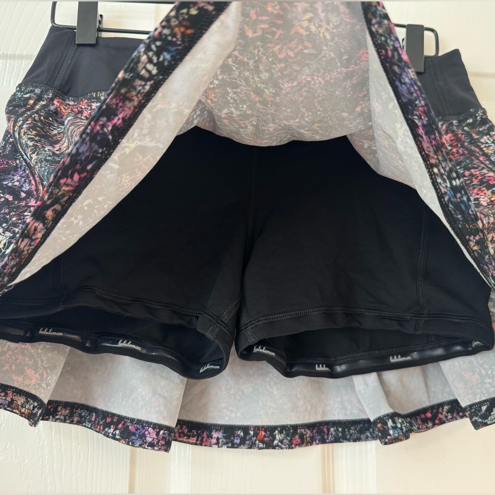 Lululemon 6 Pace‎ Rival Mid-Rise Skirt Floral Spray Multi Athleisure Running Run - Picture 5 of 8